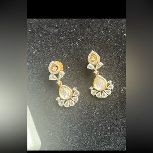Gorgeous gold plated antique finish earrings